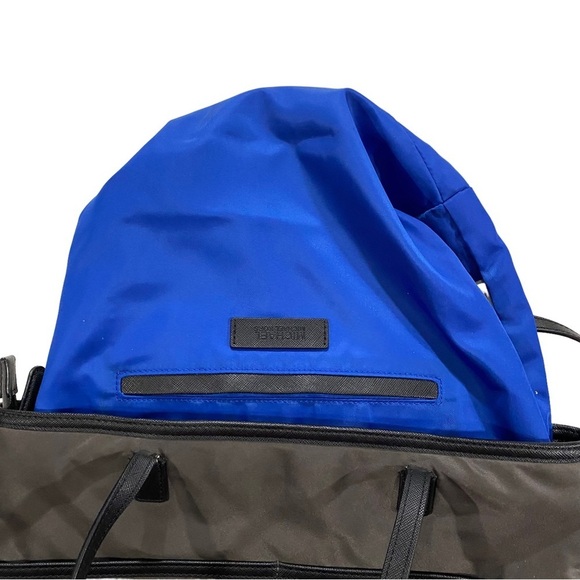 Michael Kors Gray Nylon Kempton Tote Bag Purse Zip Close 10”x15” Silver Charm - Picture 14 of 14